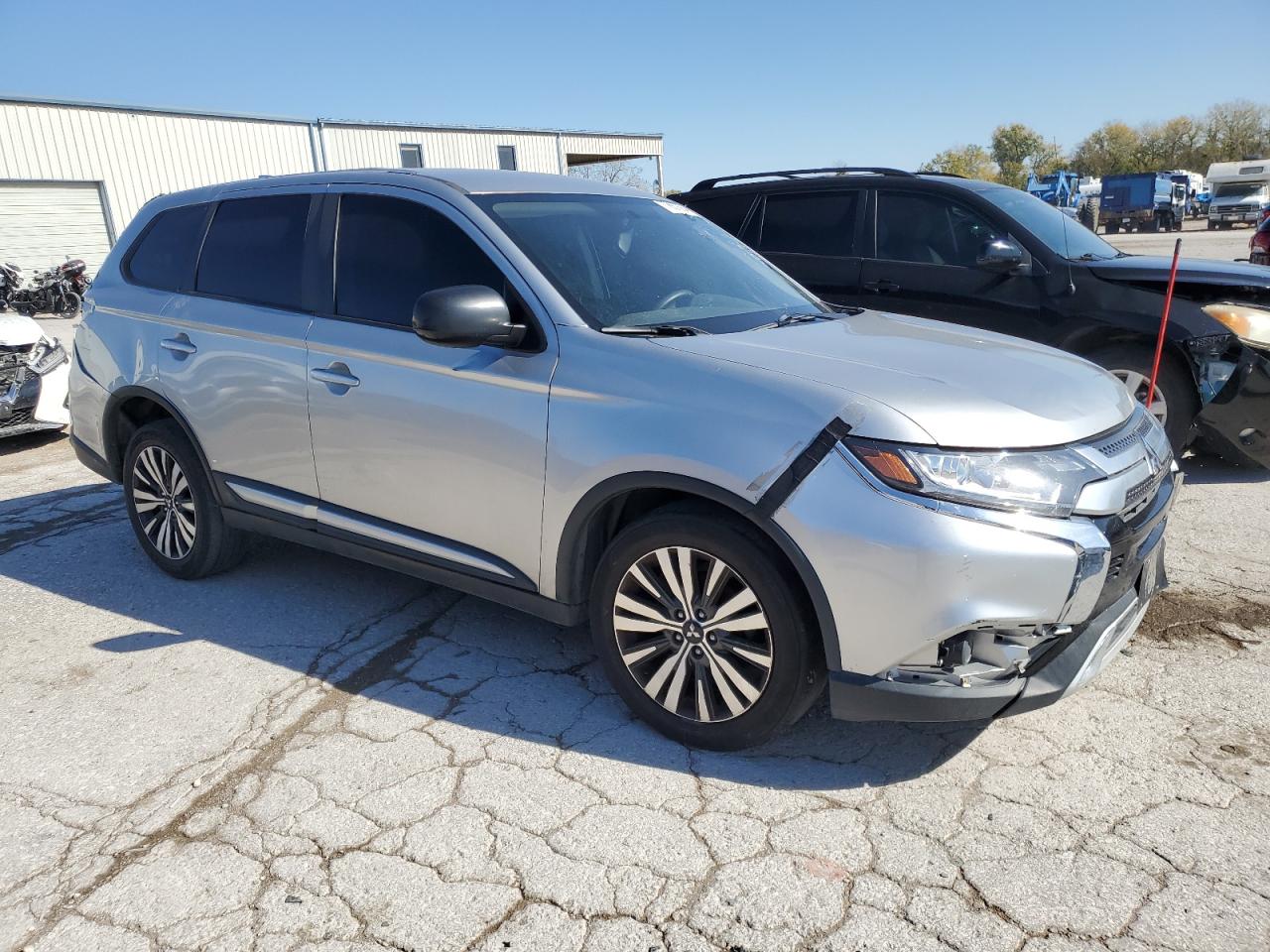 VIN JA4AD2A38KZ012421 2019 MITSUBISHI OUTLANDER no.4