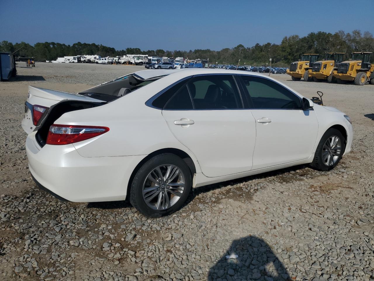 2017 Toyota Camry - Image 3
