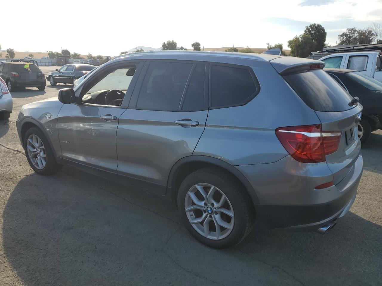 VIN 5UXWX7C51E0E75705 2014 BMW X3 no.2