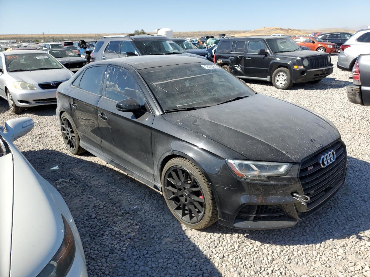 VIN WAUB1GFF6J1028646 2018 AUDI S3 no.4