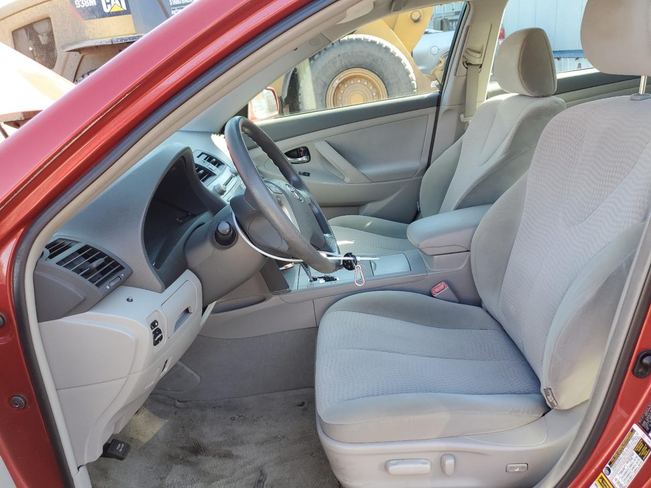 2010 Toyota Camry - Image 7