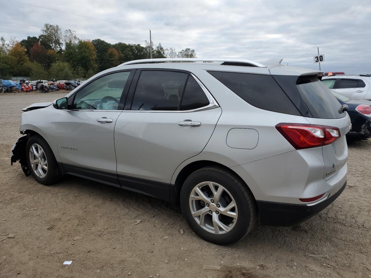 2GNAXNEV4K6298023 2019 CHEVROLET EQUINOX - Image 2