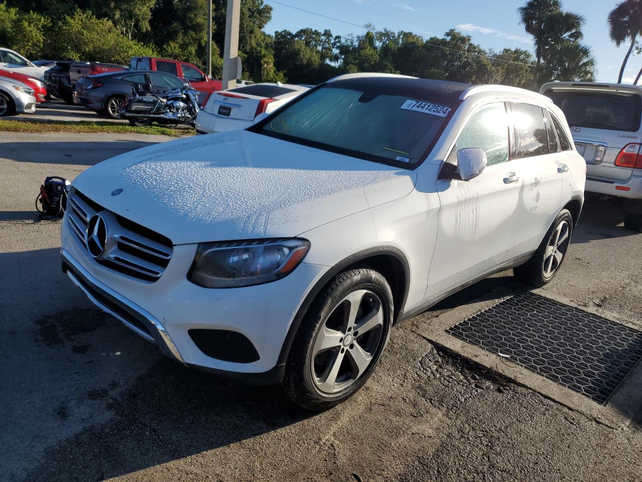 WDC0G4JB6HF130564 2017 MERCEDES-BENZ GLC - Image 1