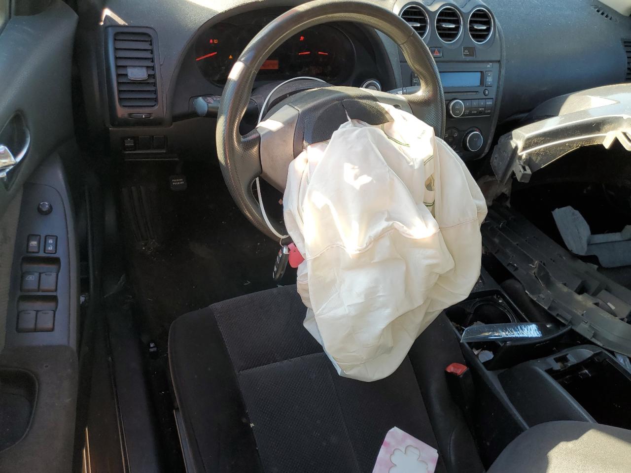 2009 Nissan Altima - Image 8