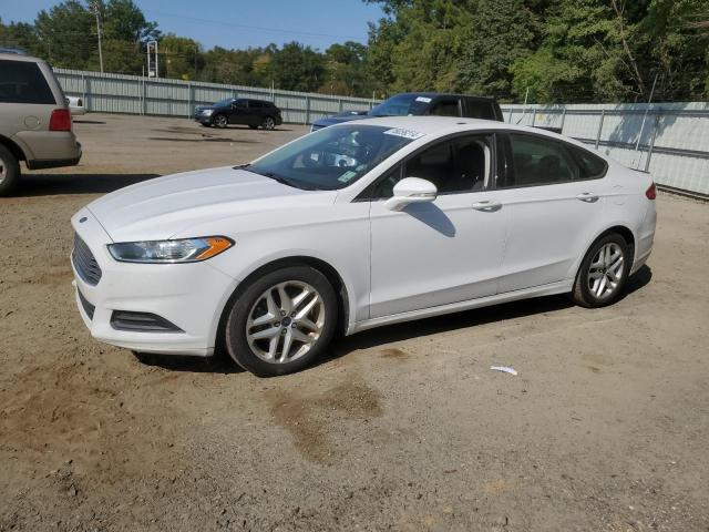 Sedans FORD FUSION 2016 White