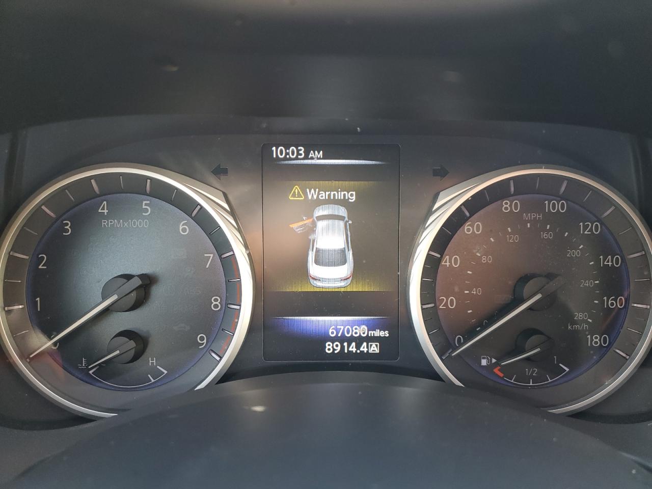 2017 Infiniti Q50 - Image 9