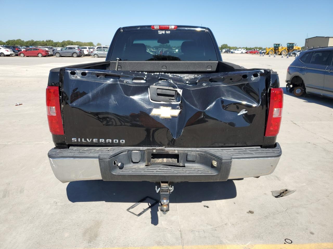2007 Chevrolet Silverado - Image 6