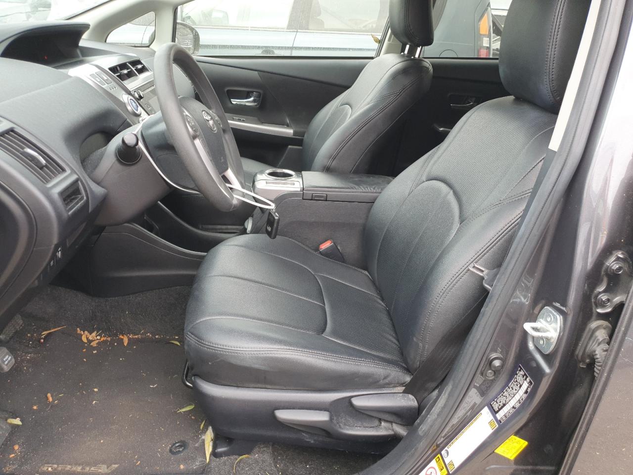 2015 Toyota Prius - Image 4