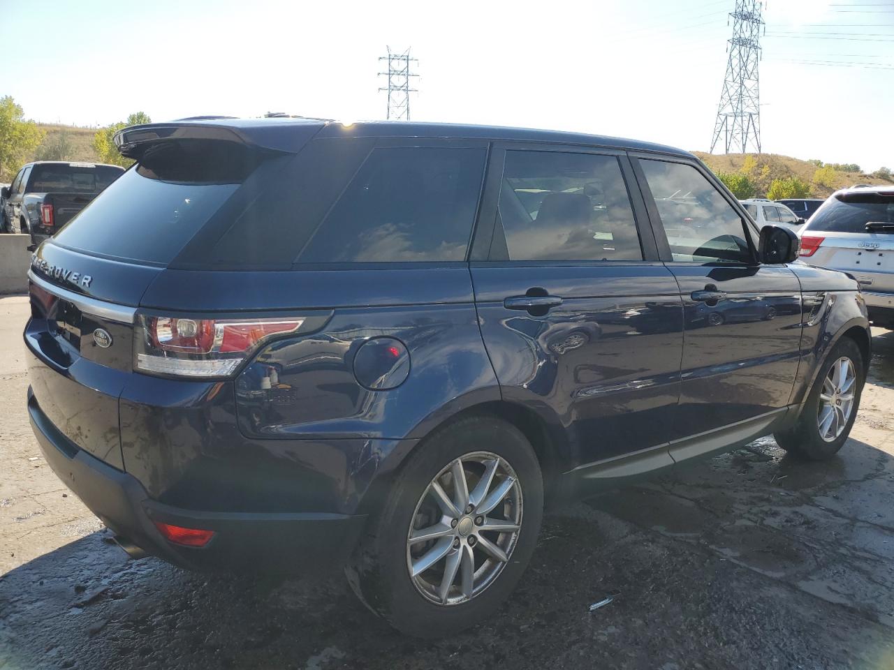 2015 Land Rover Range Rover - Image 3
