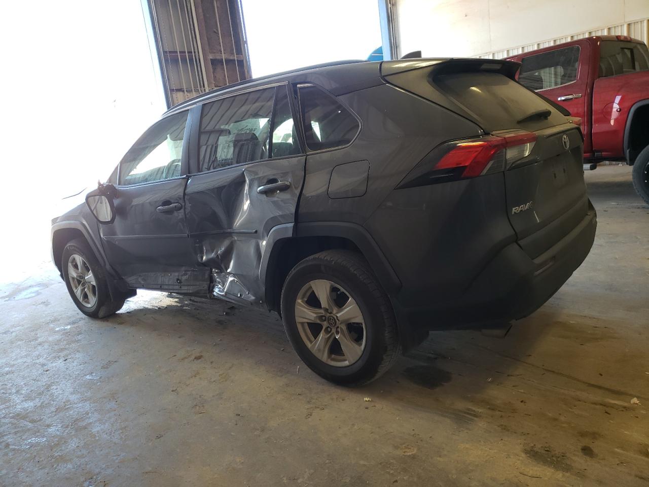 2019 Toyota RAV 4 - Image 2