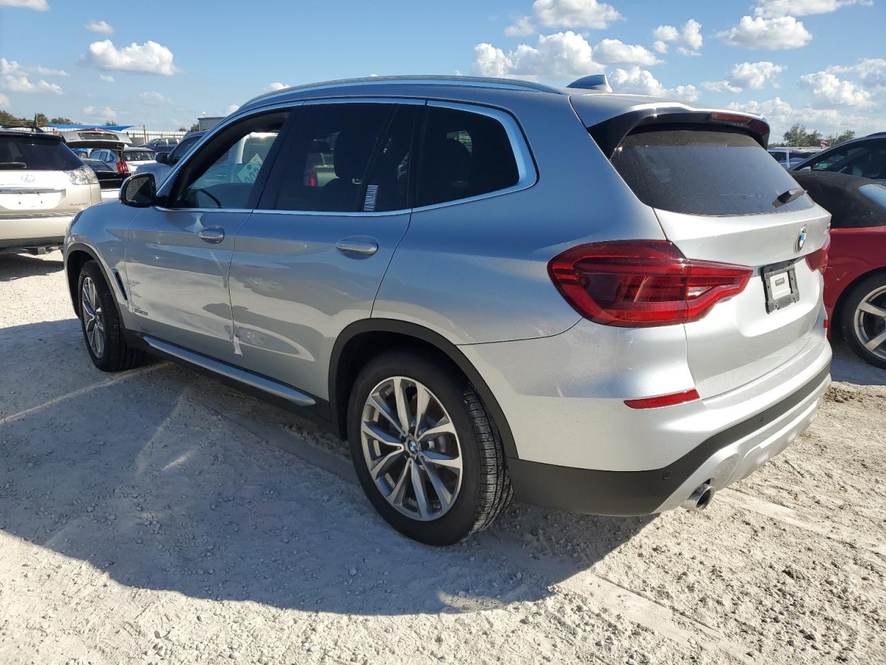 VIN 5UXTR9C57JLD60995 2018 BMW X3 no.2