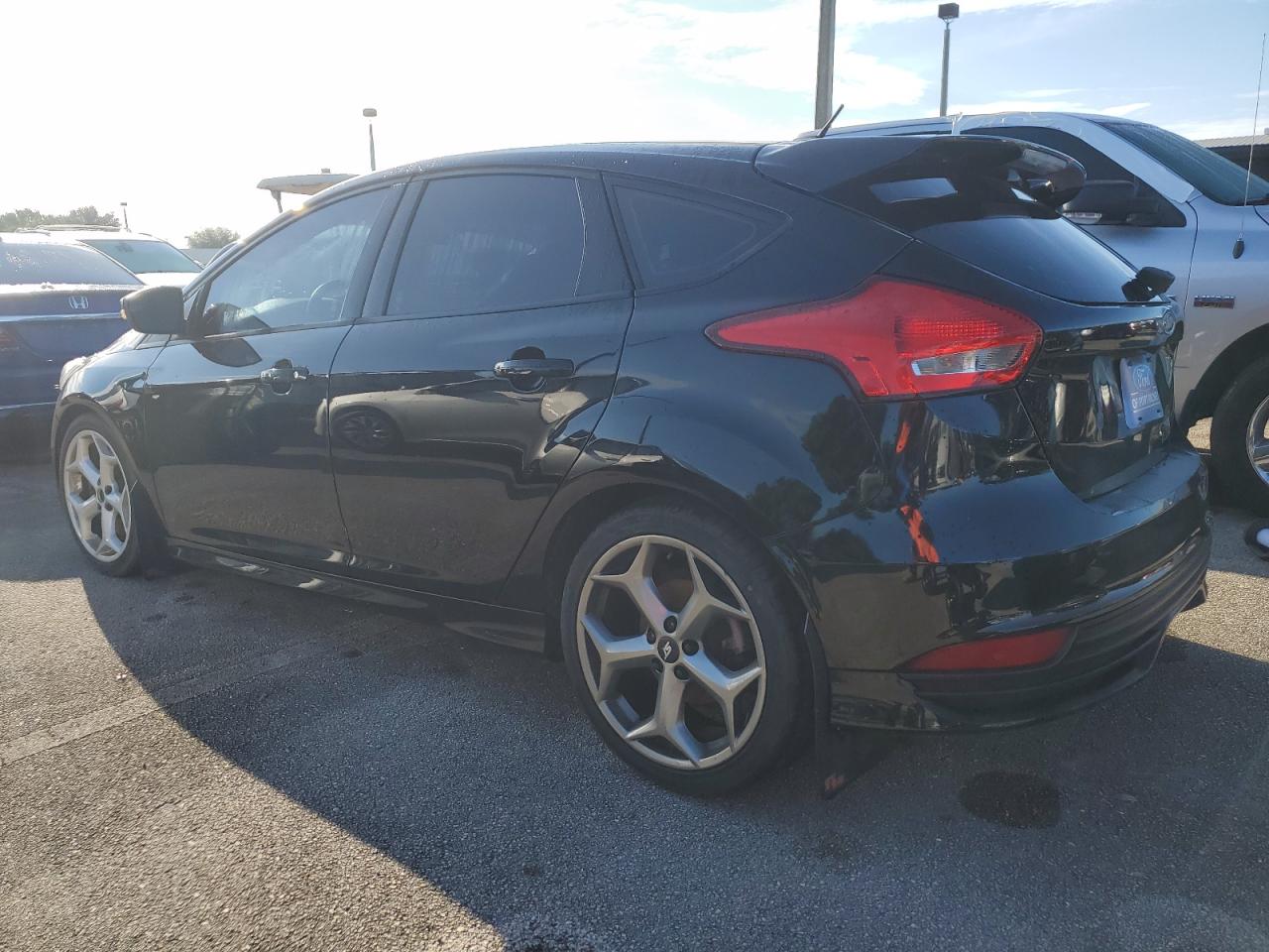 1FADP3L96JL201660 2018 FORD FOCUS - Image 2