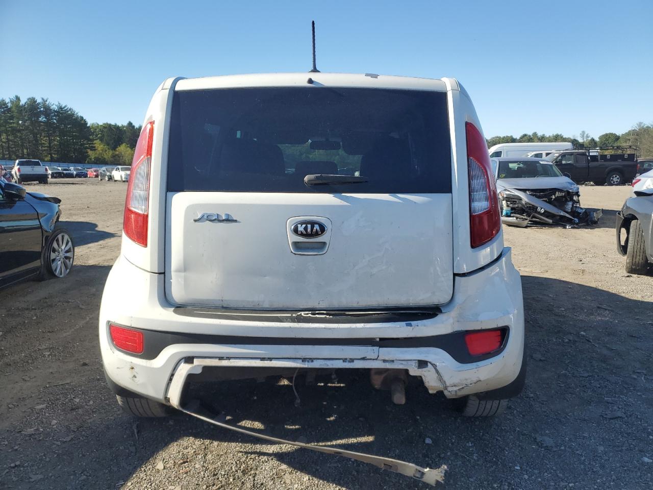 2013 Kia Soul + VIN: KNDJT2A65D7530567 Lot: 75166414