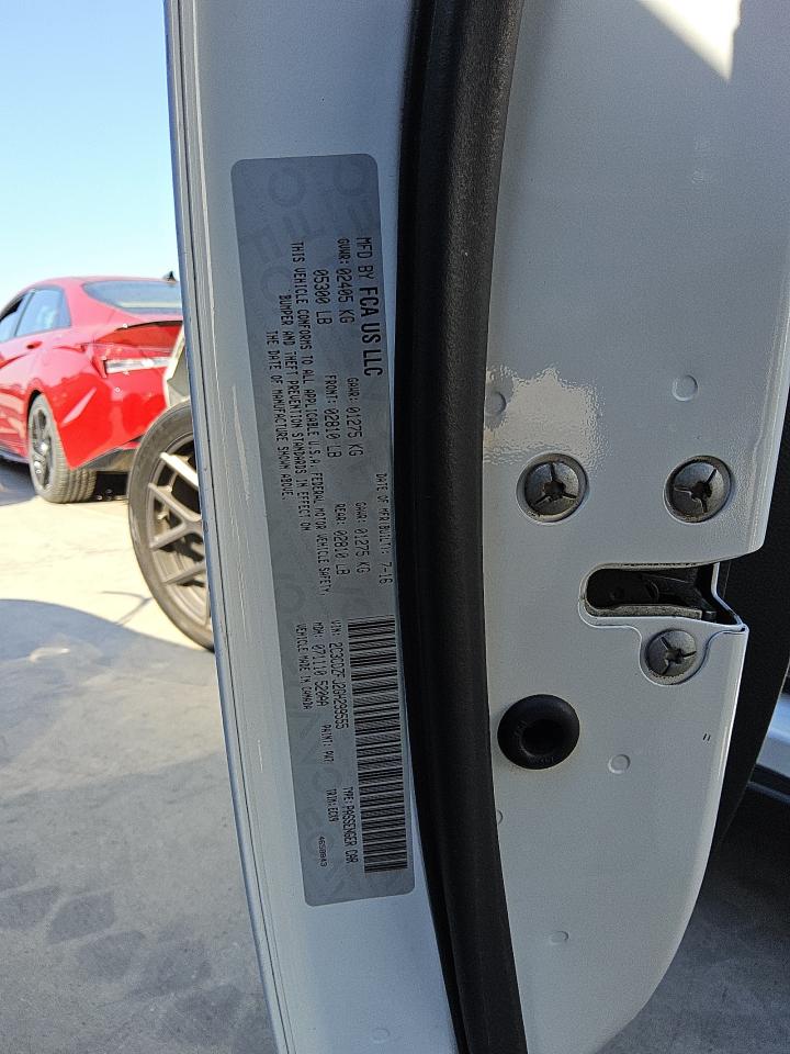 2016 Dodge Challenger - Image 12