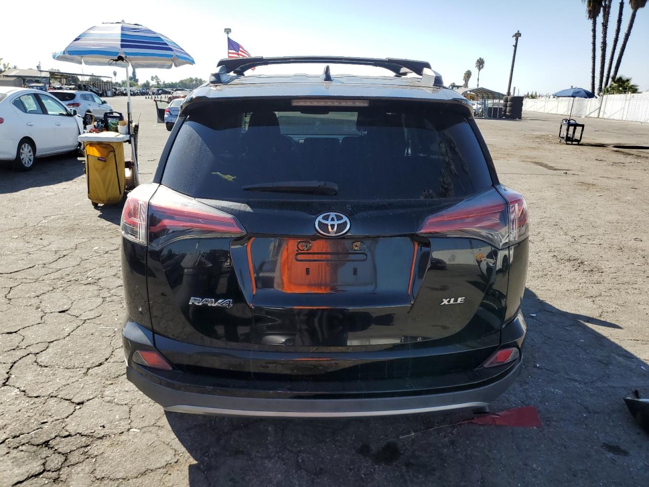 2T3WFREV0HW349457 2017 Toyota Rav4 Xle