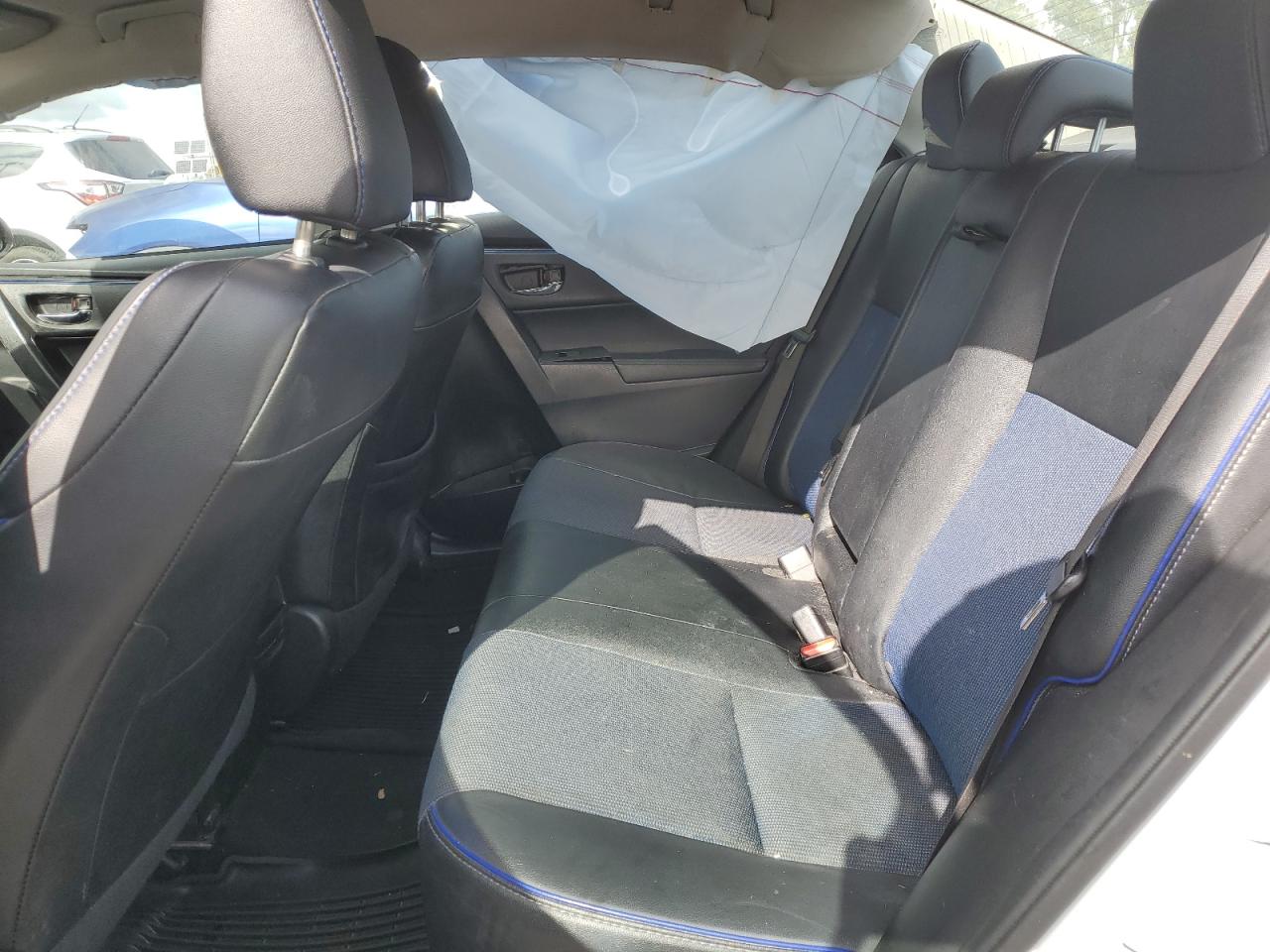 2018 Toyota Corolla L VIN: 2T1BURHE6JC085676 Lot: 75925404
