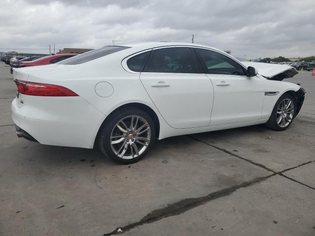  JAGUAR XF 2016 Белы