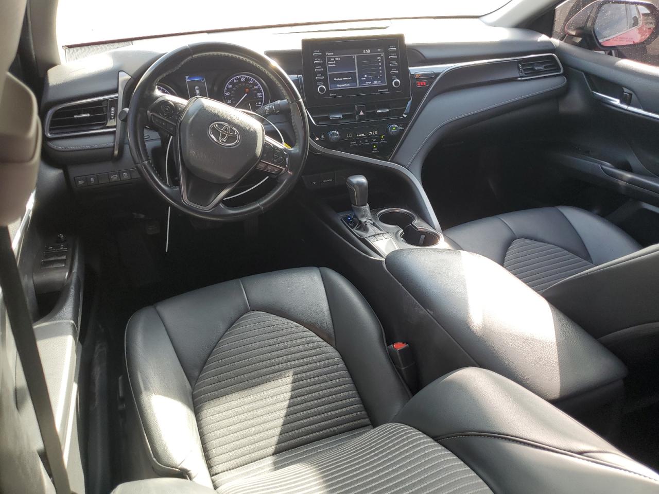 2022 Toyota Camry - Image 8