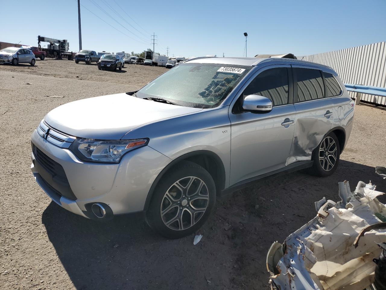 2015 Mitsubishi Outlander - Image 1