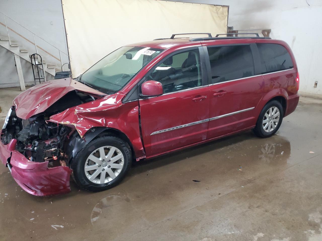 2015 Chrysler Town & Country - Image 1