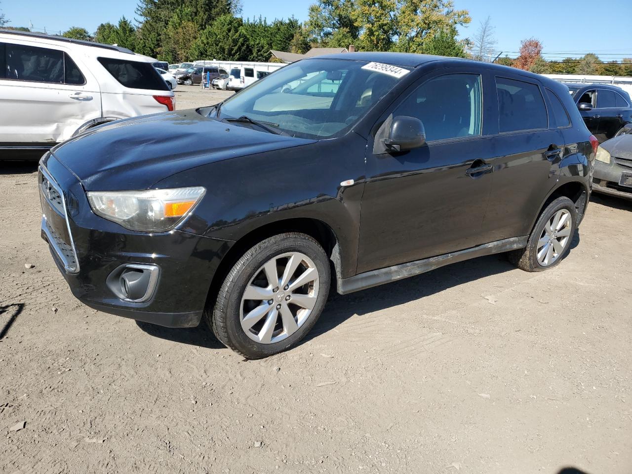 2015 Mitsubishi Outlander - Image 1