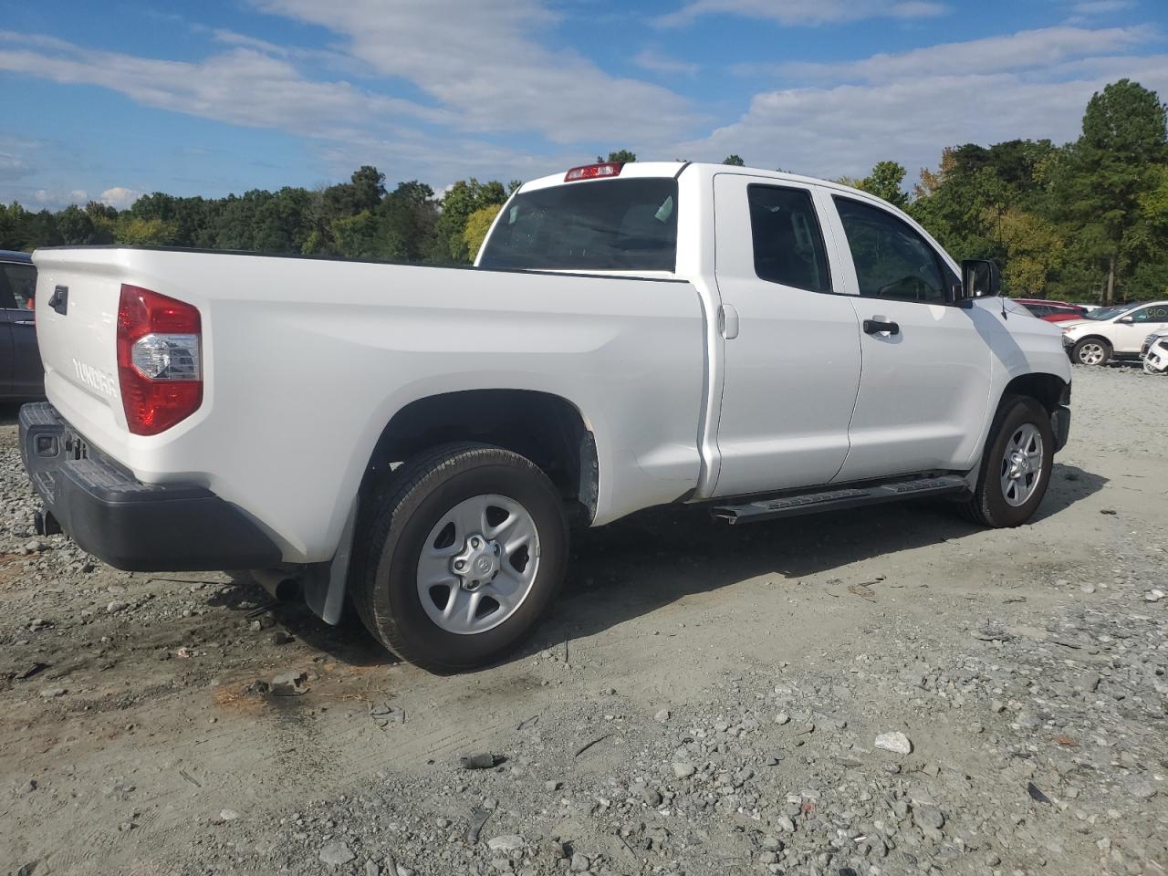 5TFRM5F1XJX131664 2018 Toyota Tundra Double Cab Sr