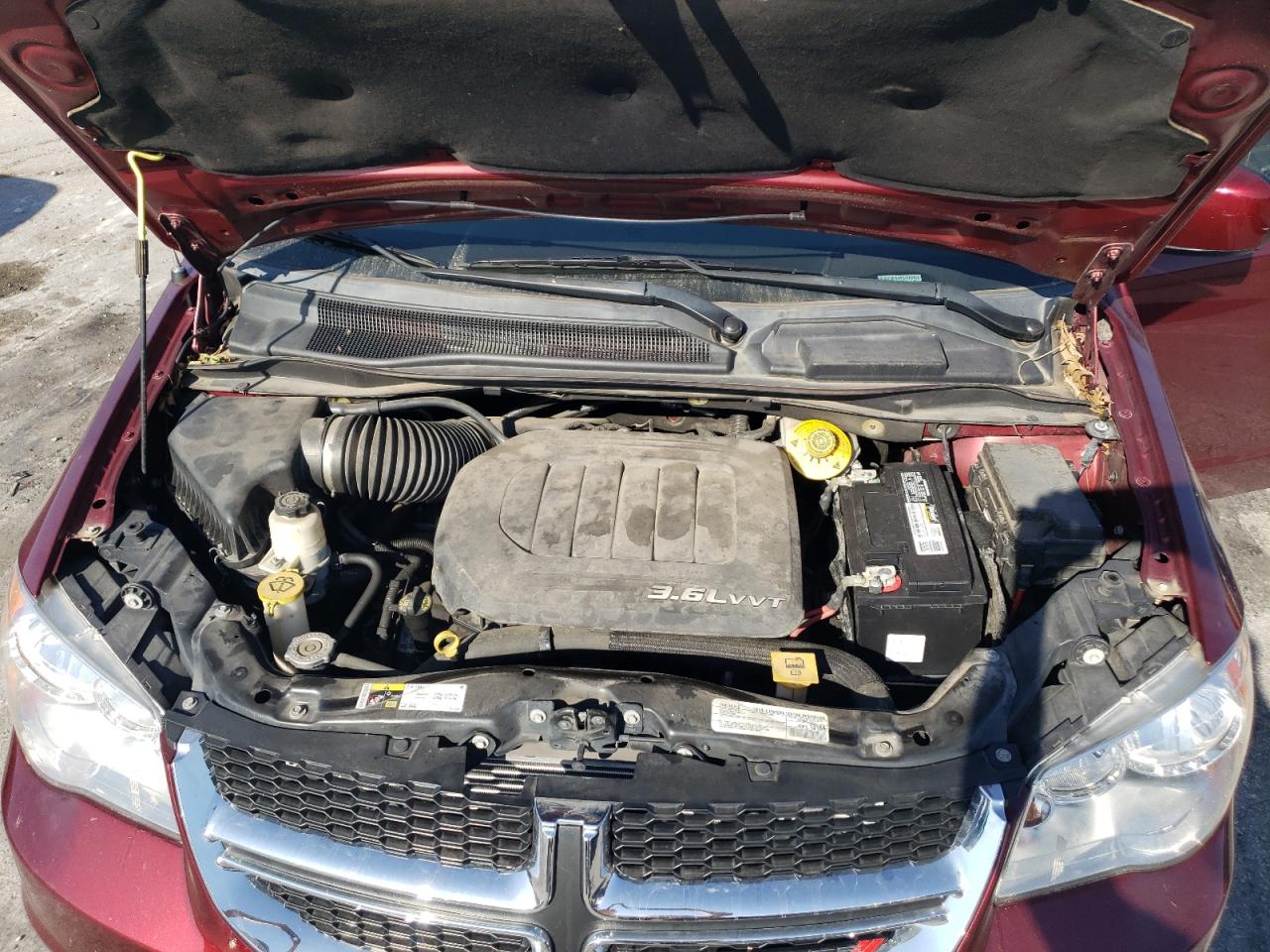2018 Dodge Caravan - Image 12