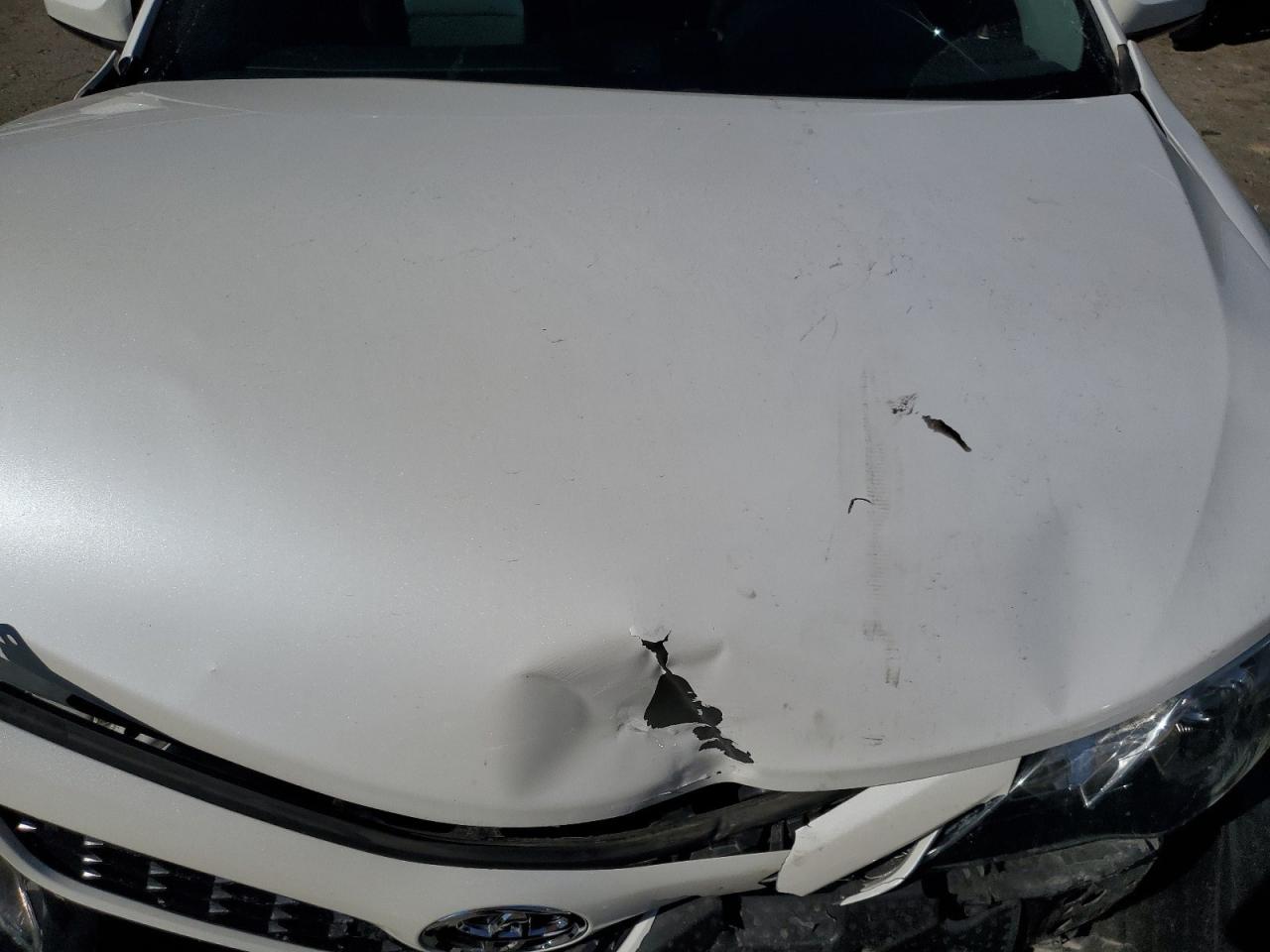2014 Toyota Camry - Image 11