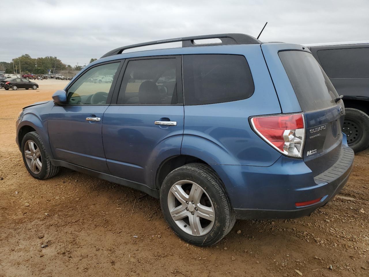 2010 Subaru Forester - Image 2