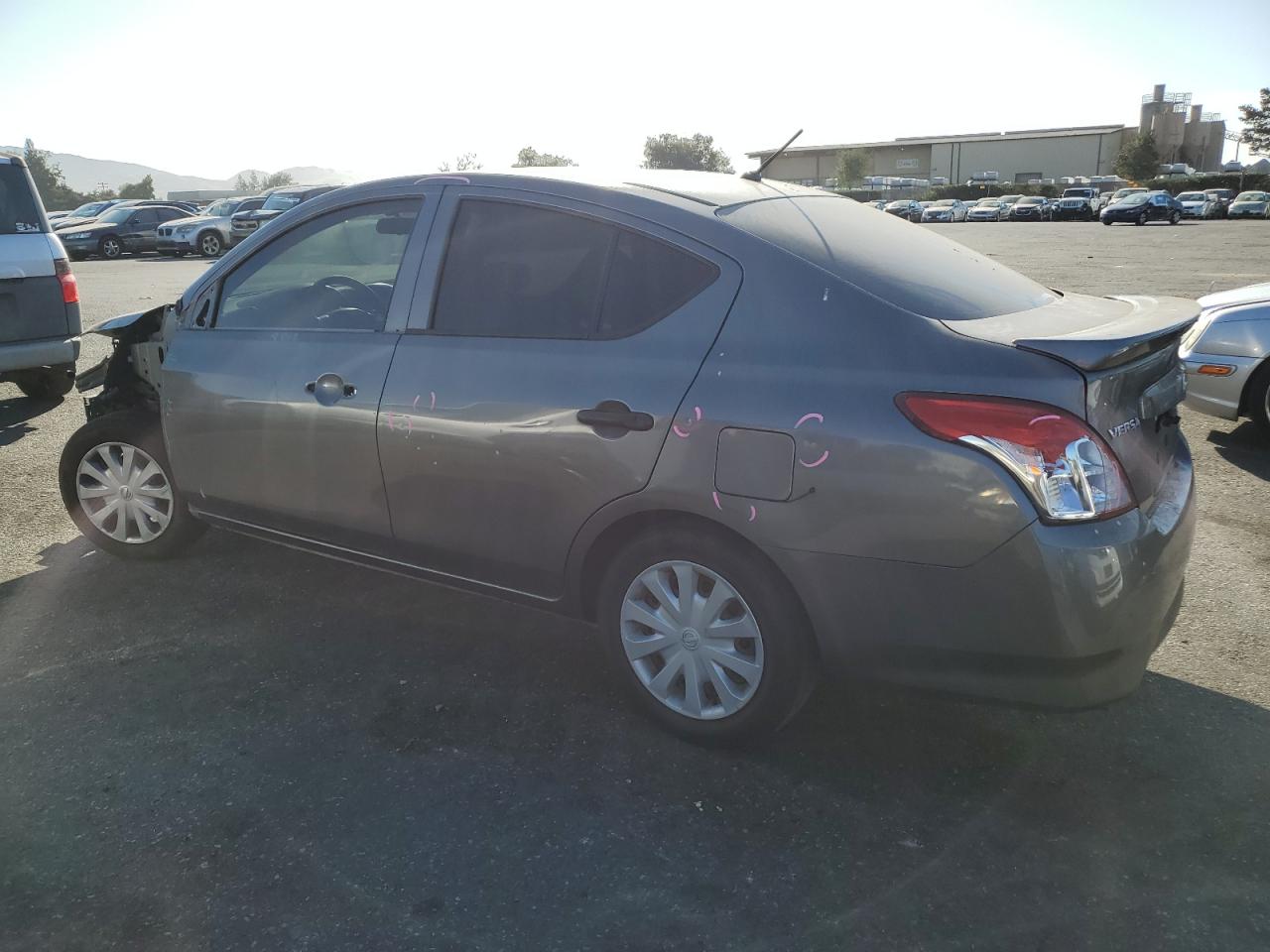 2016 Nissan Versa - Image 2