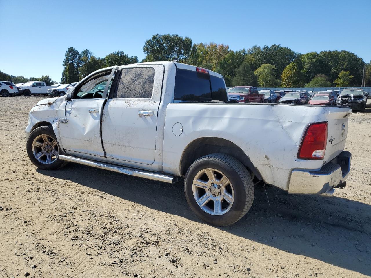 2018 RAM 1500 - Image 2