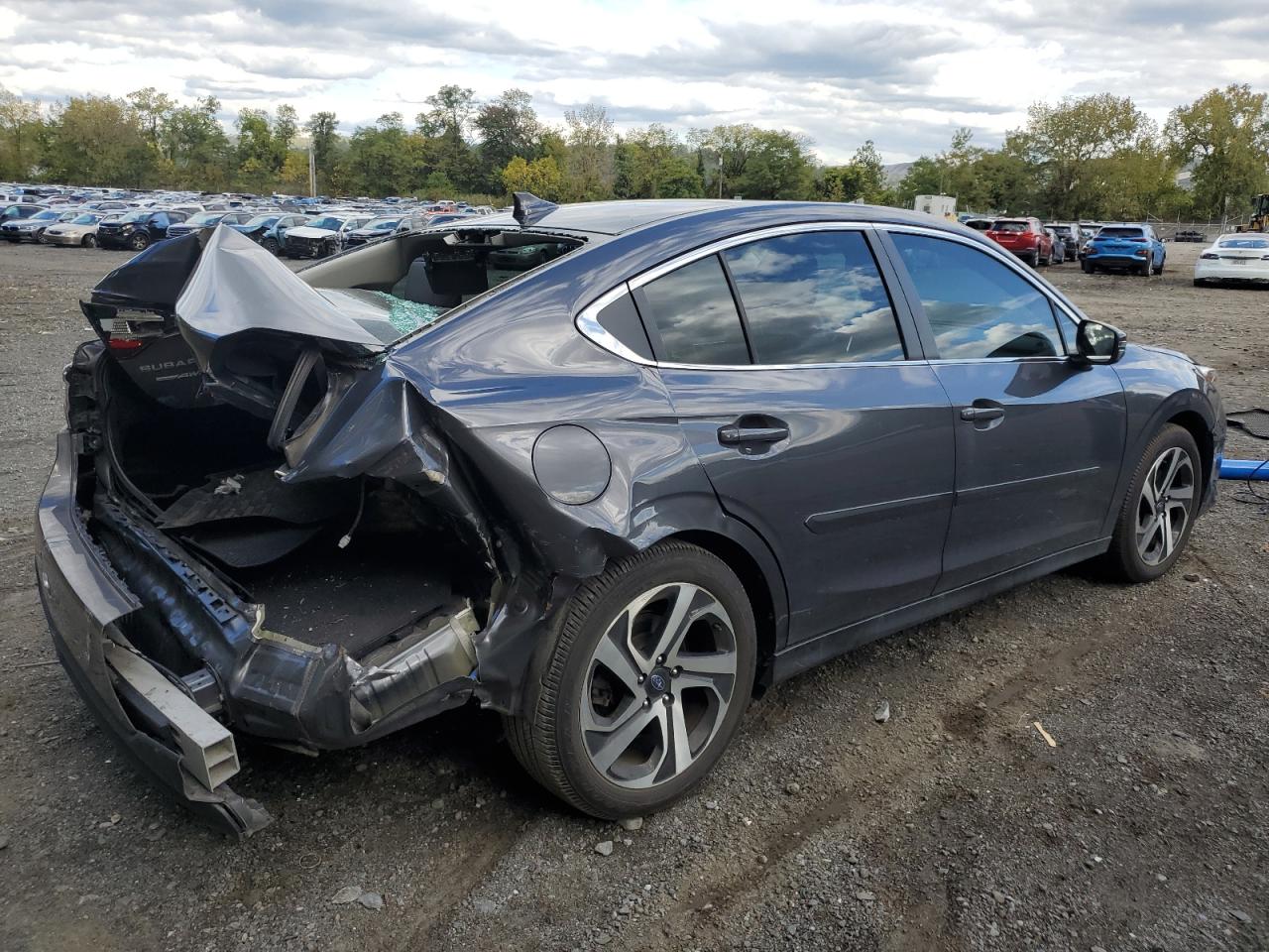 2022 Subaru Legacy - Image 3