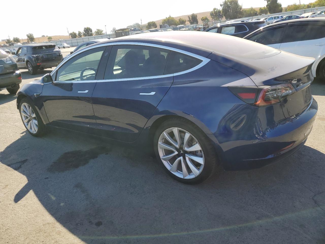 5YJ3E1EA1HF002570 2017 TESLA MODEL 3 - Image 2