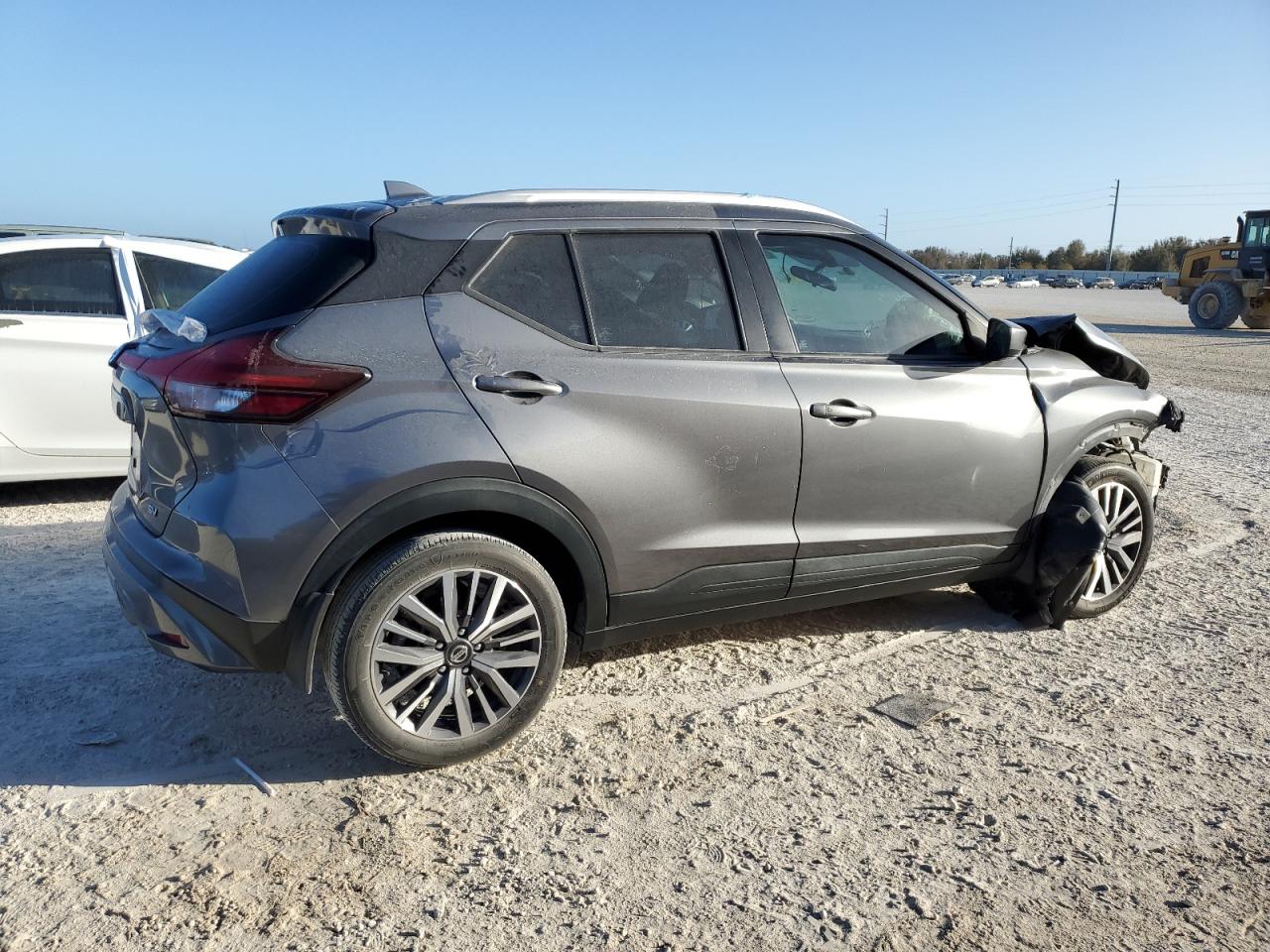 2021 Nissan Kicks - Image 3