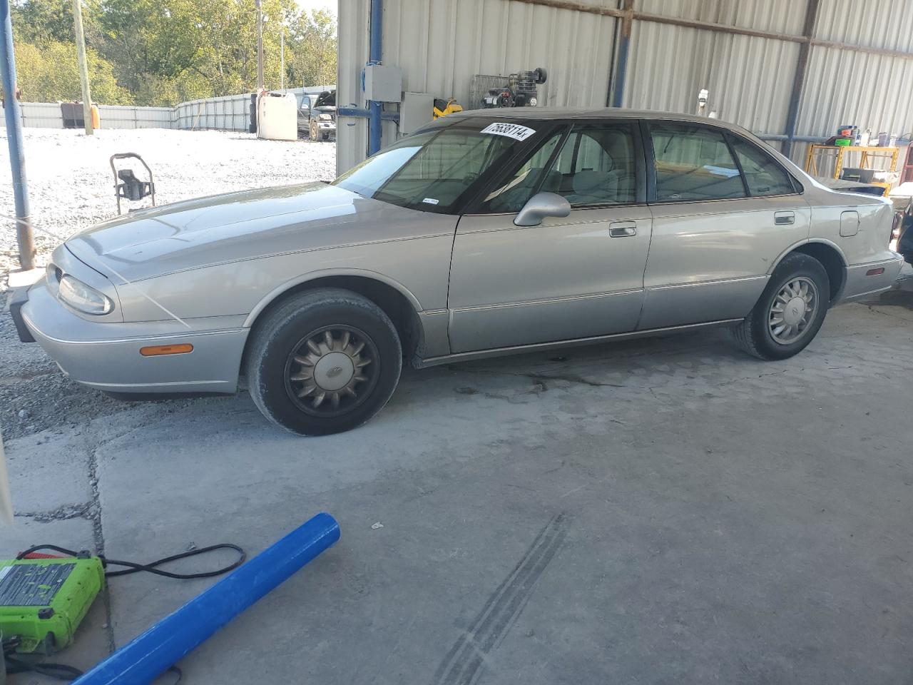 1998 Oldsmobile 88 - Image 1