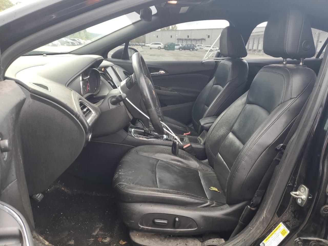 2018 Chevrolet Cruze - Image 7