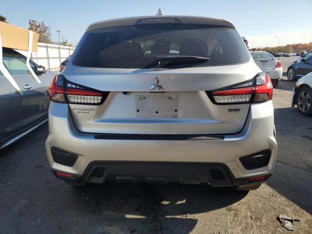  MITSUBISHI OUTLANDER 2021 Сріблястий