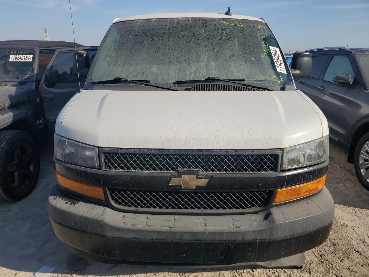 2020 Chevrolet Express G2500 VIN: 1GCWGAFP2L1247647 Lot: 74354094