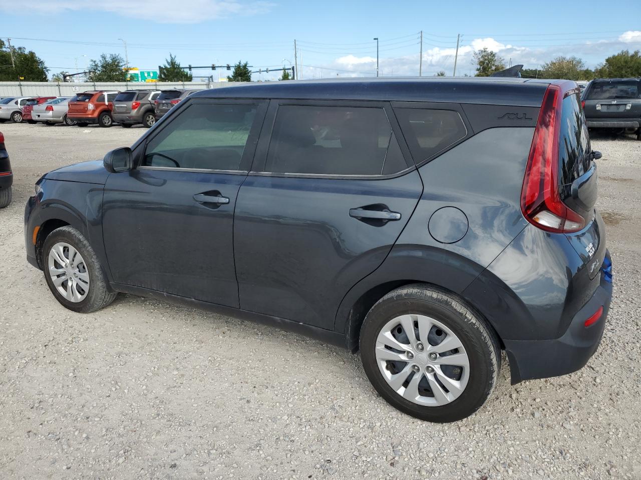 2022 Kia Soul - Image 2