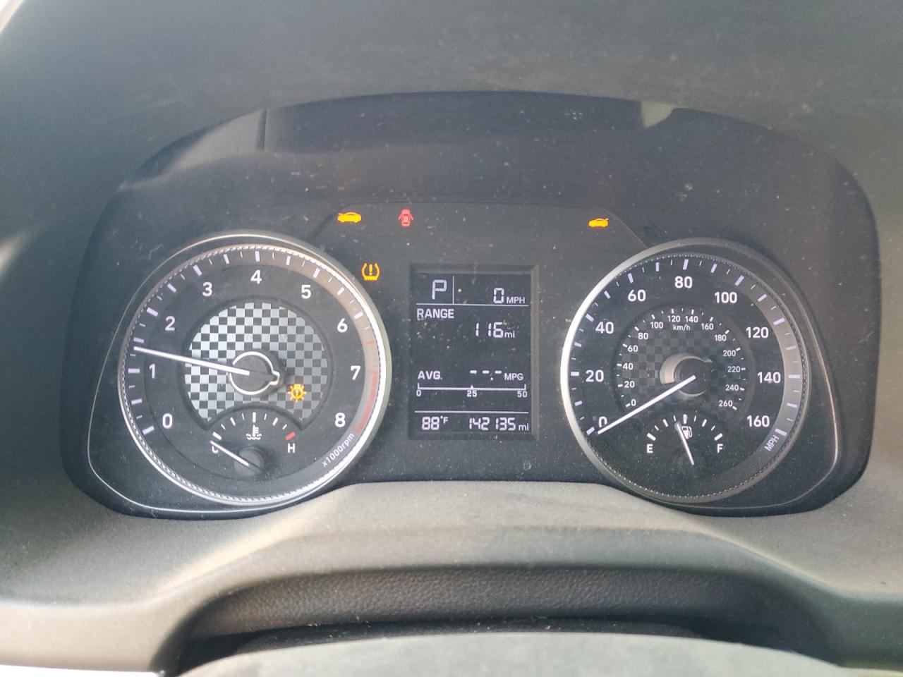 2019 Hyundai Elantra - Image 9