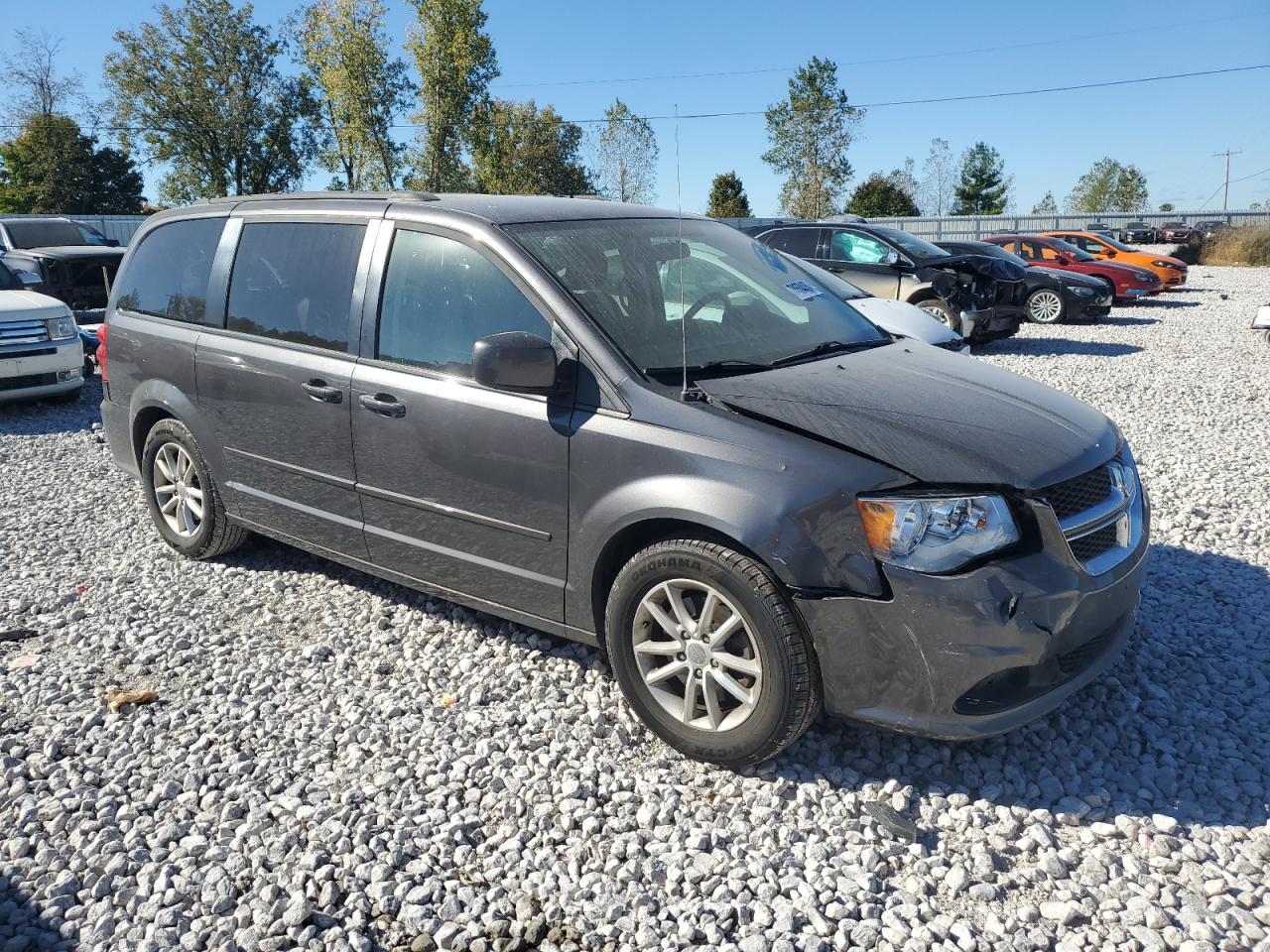 2016 Dodge Caravan - Image 4