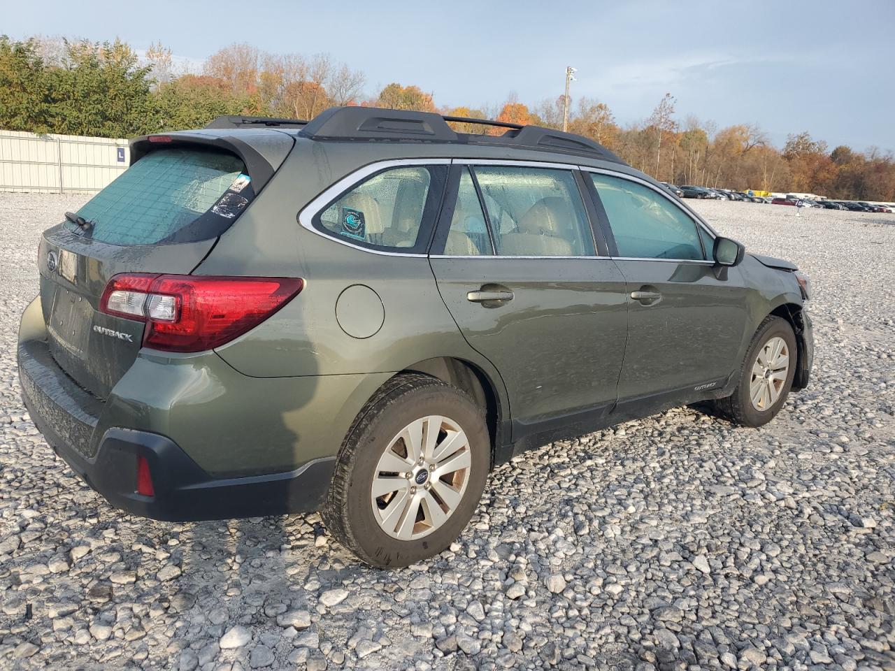 VIN 4S4BSAACXJ3267742 2018 SUBARU OUTBACK no.3