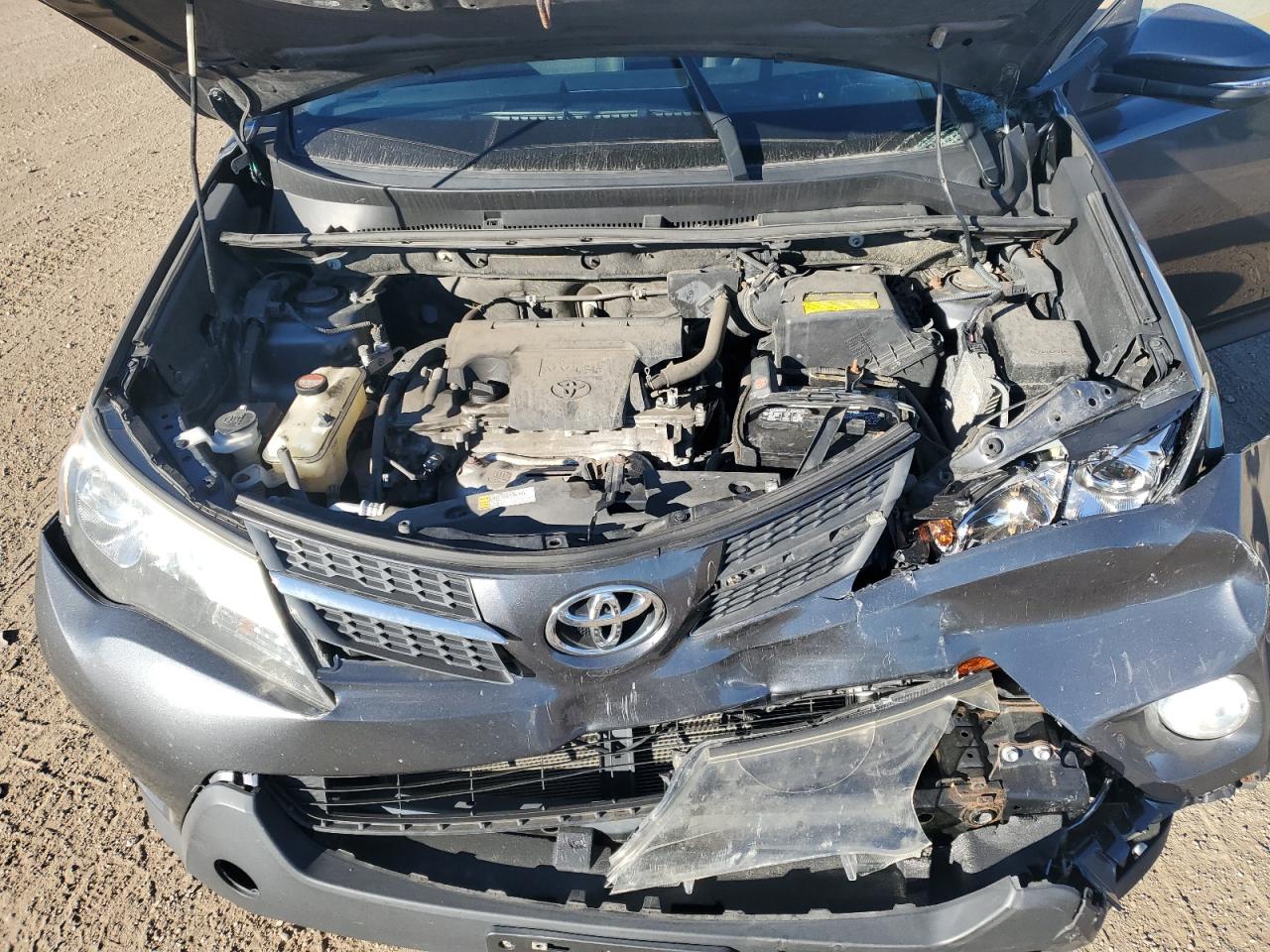 JTMRFREV3FD139670 2015 Toyota Rav4 Xle