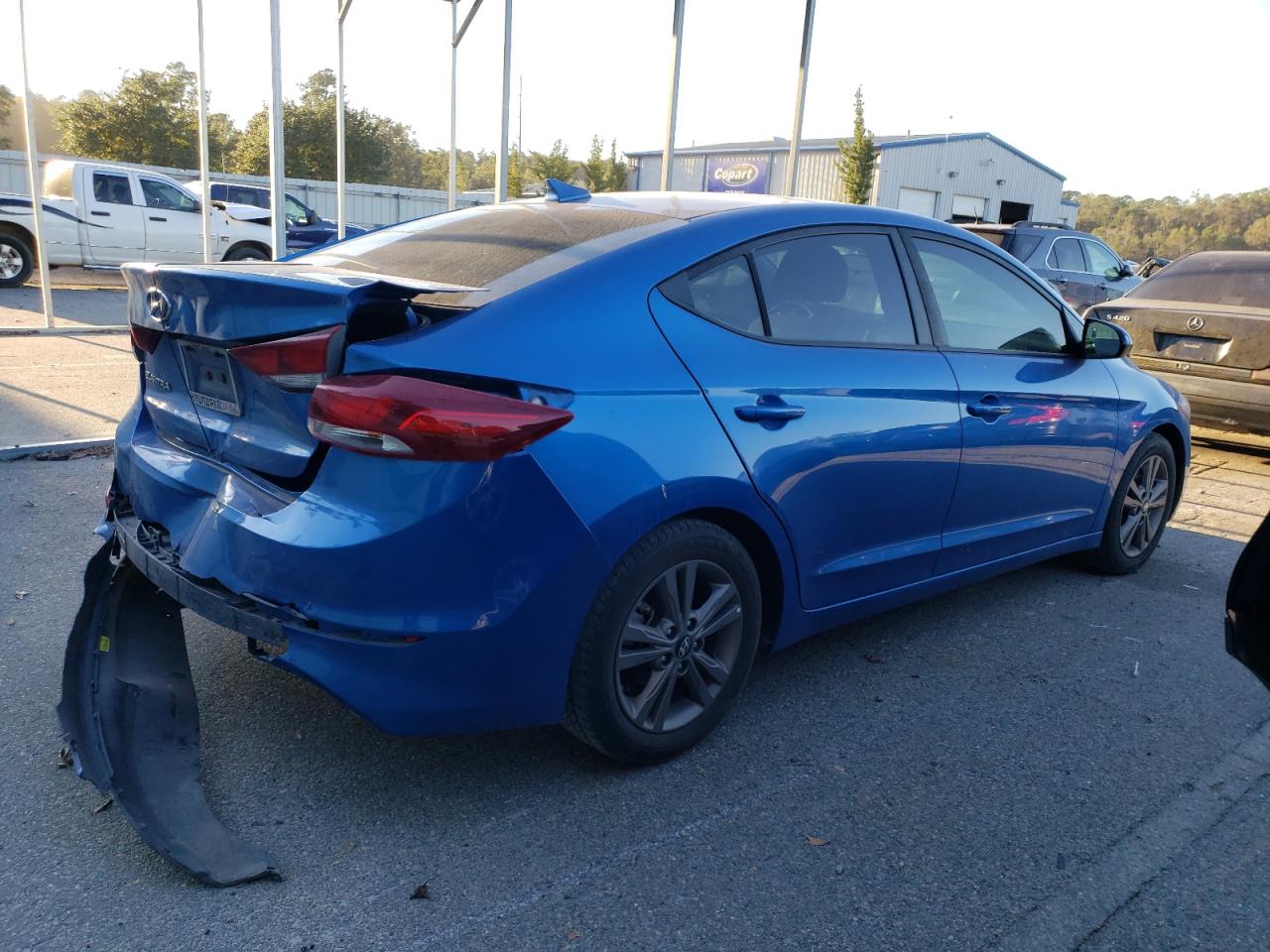 2018 Hyundai Elantra - Image 3
