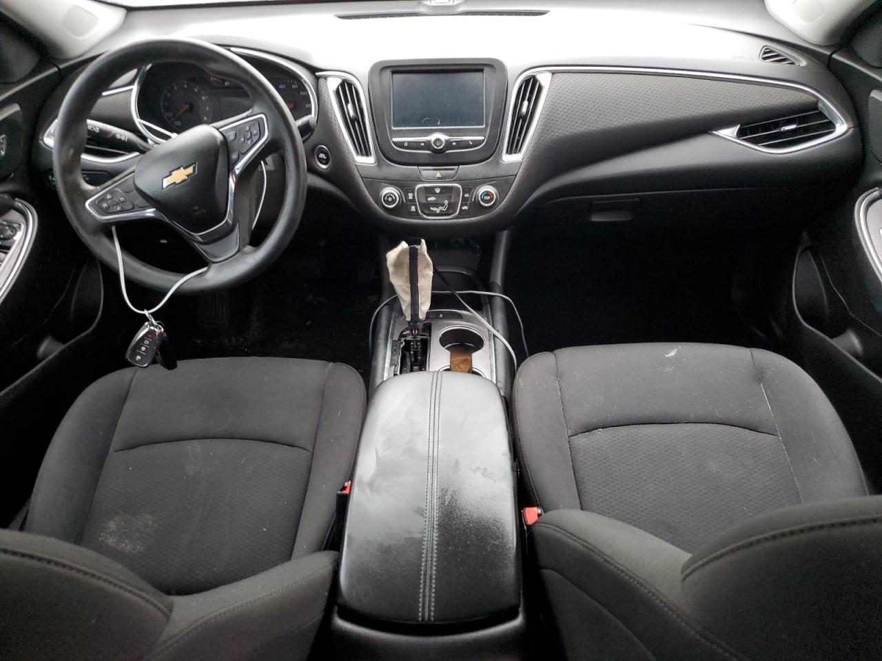 2016 Chevrolet Malibu - Image 8