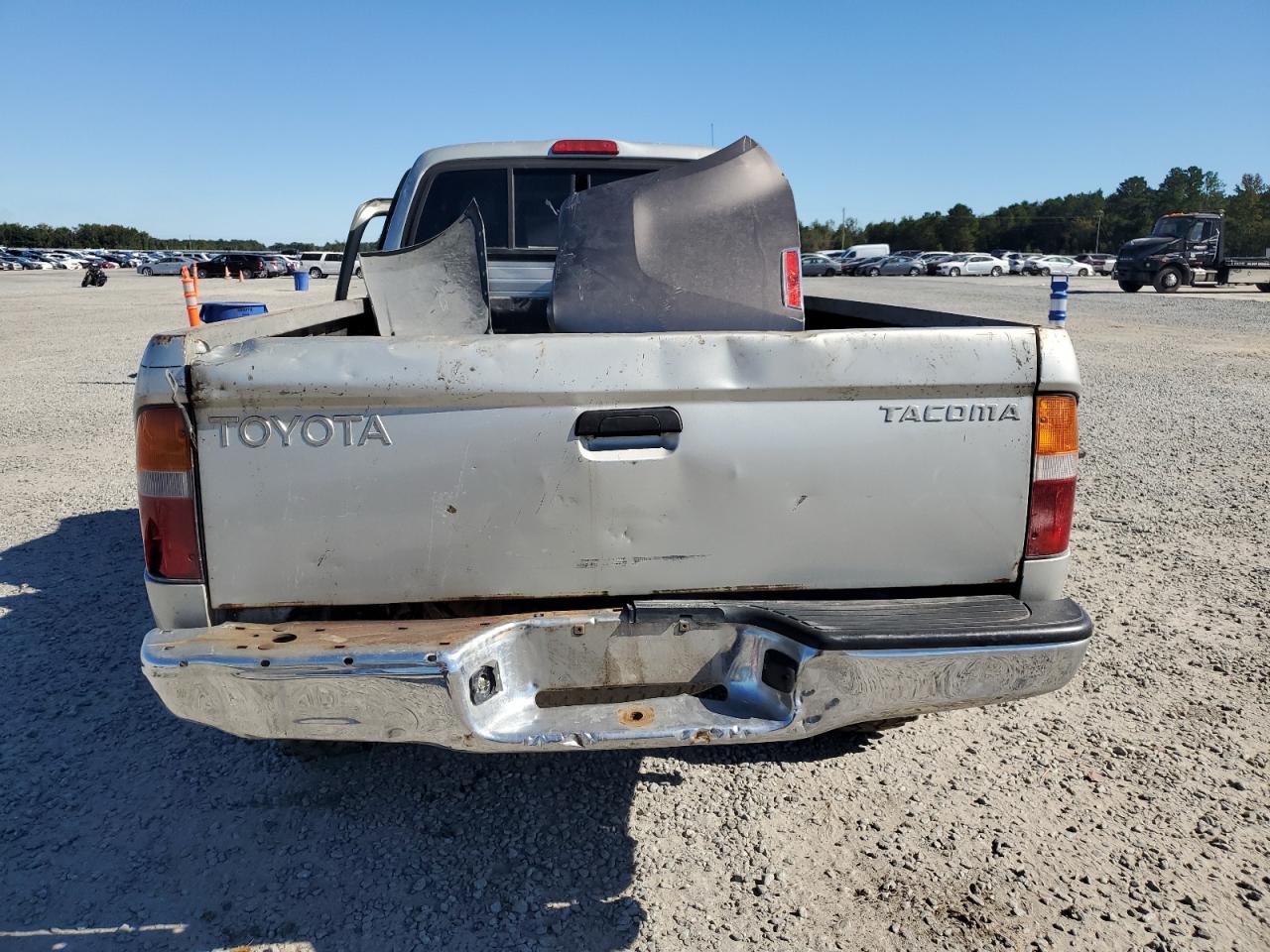 2000 Toyota Tacoma - Image 6