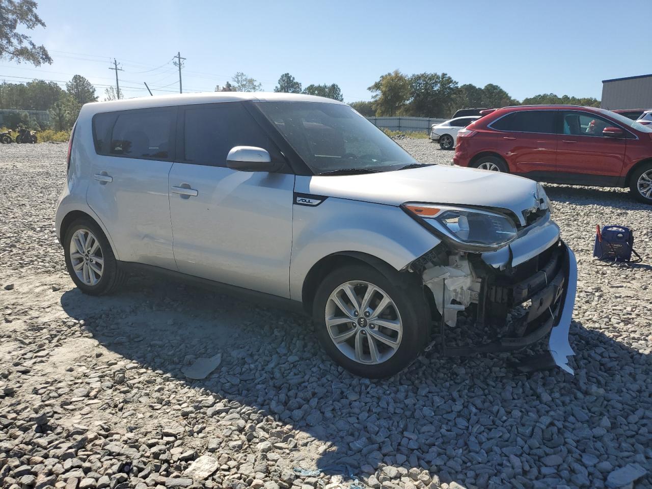 VIN KNDJP3A51H7411390 2017 KIA SOUL no.4