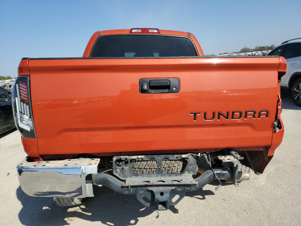 2016 Toyota Tundra Crewmax Sr5 VIN: 5TFDW5F1XGX561546 Lot: 74925904