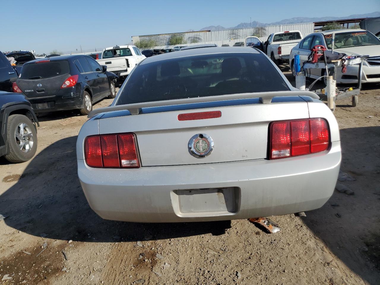 2006 Ford Mustang VIN: 1ZVFT80N965169180 Lot: 74628994