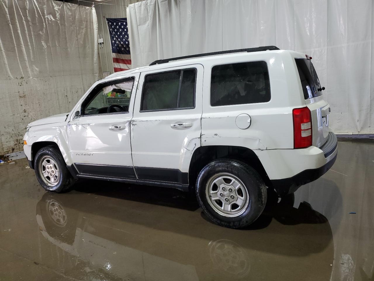 VIN 1C4NJPBAXED545897 2014 JEEP PATRIOT no.2